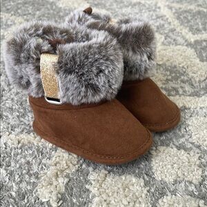 ❣️2 for $6 - Brown Baby Booties with Faux Fur Trim